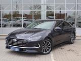 Hyundai Sonata Luxe 2022 года за 11 190 000 тг. в Астана