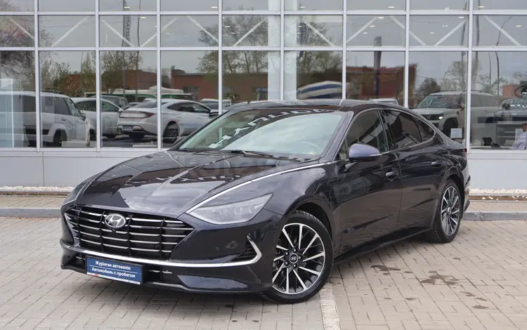Hyundai Sonata Luxe 2022 года за 11 190 000 тг. в Астана