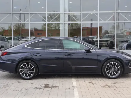 Hyundai Sonata Luxe 2022 года за 11 190 000 тг. в Астана – фото 6