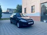 ВАЗ (Lada) Granta 2190 2014 годаүшін2 250 000 тг. в Алматы – фото 2