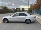 Mercedes-Benz C 180 2002 года за 2 850 000 тг. в Костанай – фото 5