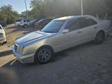 Mercedes-Benz E 230 1996 года за 1 700 000 тг. в Балхаш – фото 2