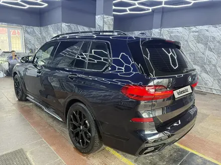 BMW X7 2020 года за 40 000 000 тг. в Алматы – фото 4
