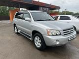 Toyota Highlander 2003 года за 4 700 000 тг. в Актобе – фото 2