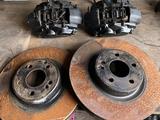 Brembo суппорты с тормозными дисками комплект 330 mm за 65 000 тг. в Алматы – фото 4