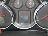 Chevrolet Cruze 2011 года за 3 350 000 тг. в Караганда