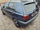 Volkswagen Golf 1993 года за 1 500 000 тг. в Караганда – фото 2