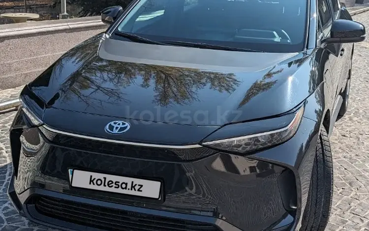 Toyota bZ4X 2023 года за 11 000 000 тг. в Алматы