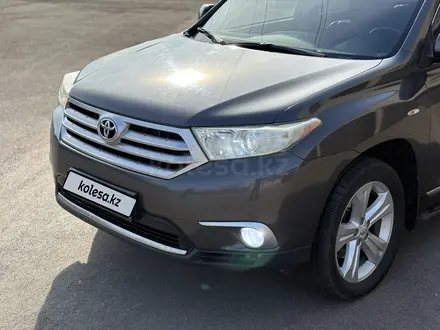 Toyota Highlander 2012 года за 13 500 000 тг. в Алматы – фото 2