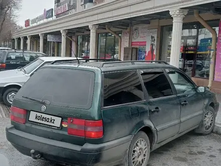 Volkswagen Passat 1996 года за 1 500 000 тг. в Тараз – фото 3