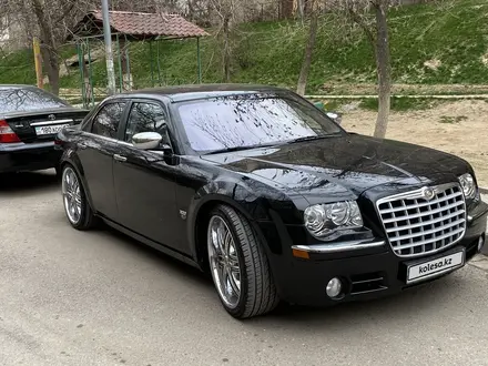 Chrysler 300C 2007 года за 6 700 000 тг. в Шымкент – фото 2