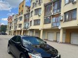 Toyota Camry 2016 года за 9 000 000 тг. в Актобе – фото 3