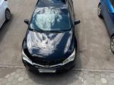 Toyota Camry 2016 года за 9 000 000 тг. в Актобе