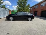 Toyota Camry 2016 года за 9 000 000 тг. в Актобе – фото 2