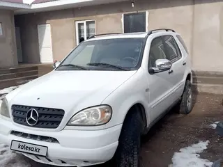Mercedes-Benz ML 320