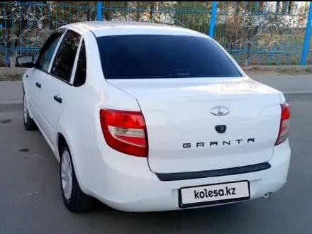 ВАЗ (Lada) Granta 2190 2013 года за 2 500 000 тг. в Атырау – фото 2