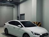 Hyundai Elantra 2020 года за 9 500 000 тг. в Астана – фото 3