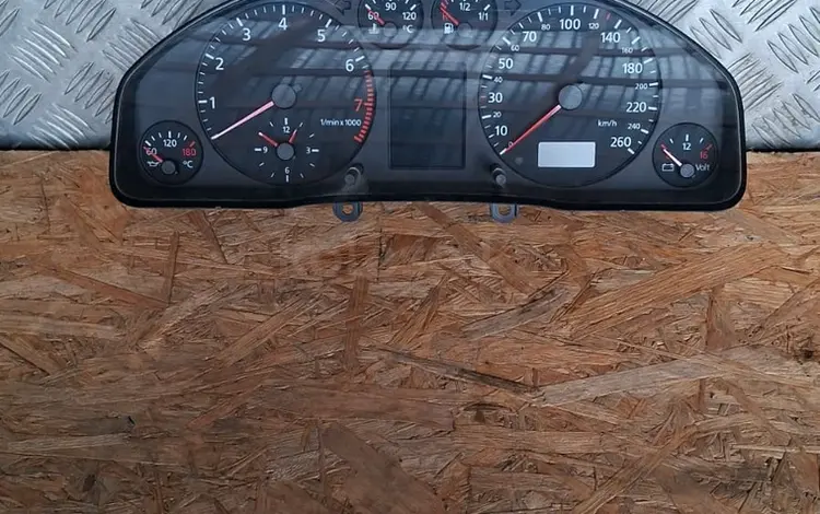 Щиток приборов Ауди с5 за 2 777 тг. в Актобе