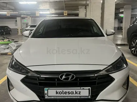 Hyundai Elantra 2020 года за 7 800 000 тг. в Астана