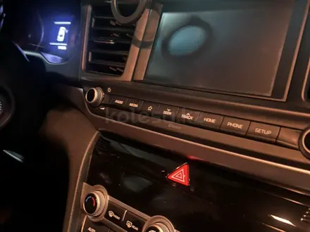 Hyundai Elantra 2020 года за 7 800 000 тг. в Астана – фото 9