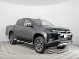 Mitsubishi L200 DC Invite+ 2022 года за 13 490 000 тг. в Караганда