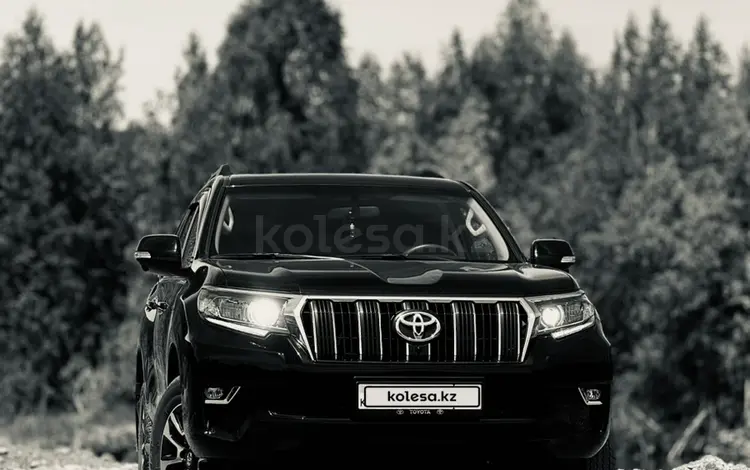 Toyota Land Cruiser Prado 2022 года за 29 500 000 тг. в Усть-Каменогорск