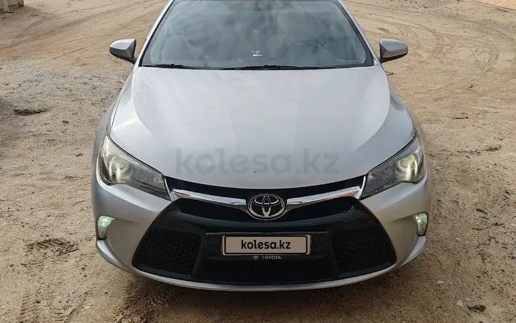 Toyota Camry 2017 года за 6 500 000 тг. в Атырау