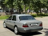 Mercedes-Benz E 280 1994 годаүшін1 900 000 тг. в Алматы – фото 3