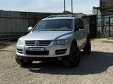 Volkswagen Touareg 2005 годаүшін3 500 000 тг. в Алматы – фото 3