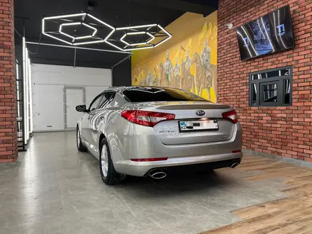 Kia Optima 2013 года за 7 100 000 тг. в Атырау – фото 2