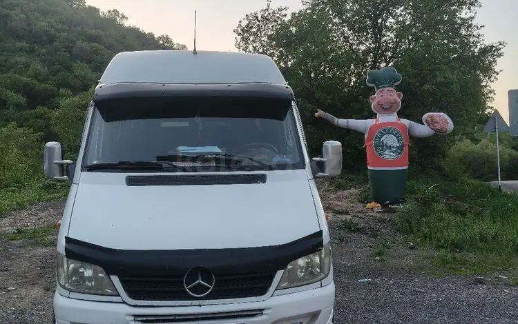 Mercedes-Benz Sprinter 2005 годаүшін8 500 000 тг. в Алматы