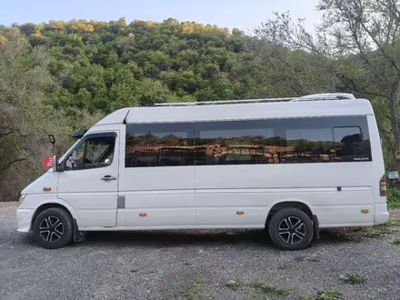 Mercedes-Benz Sprinter 2005 года за 8 500 000 тг. в Алматы – фото 2