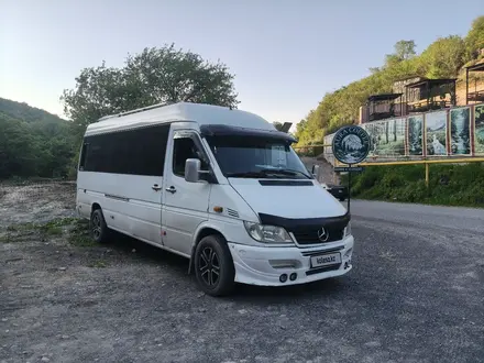 Mercedes-Benz Sprinter 2005 года за 8 500 000 тг. в Алматы – фото 3
