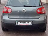 Volkswagen Golf 2004 года за 3 000 000 тг. в Астана – фото 2