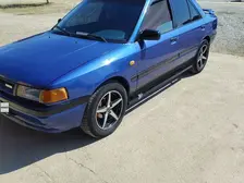 Mazda 323, 1990