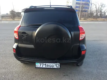 Авто без водителя Toyota RAV4 2007 г. В. в Актау – фото 3