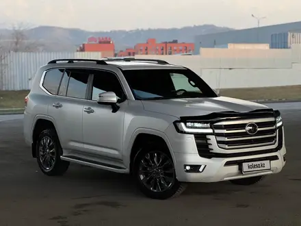 Toyota Land Cruiser 2023 года за 58 000 000 тг. в Астана – фото 14