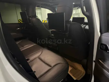 Toyota Land Cruiser 2023 года за 58 000 000 тг. в Астана – фото 8