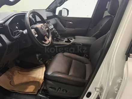 Toyota Land Cruiser 2023 года за 58 000 000 тг. в Астана – фото 10