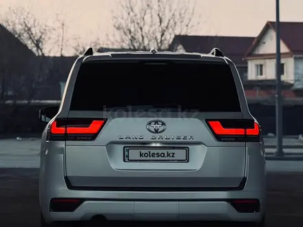 Toyota Land Cruiser 2023 года за 58 000 000 тг. в Астана – фото 16