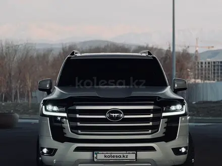 Toyota Land Cruiser 2023 года за 58 000 000 тг. в Астана – фото 18