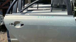 Дверь задняя правая Avensis УНИВЕРСАЛ! за 30 000 тг. в Алматы