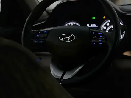 Hyundai Elantra 2018 года за 4 750 000 тг. в Актобе