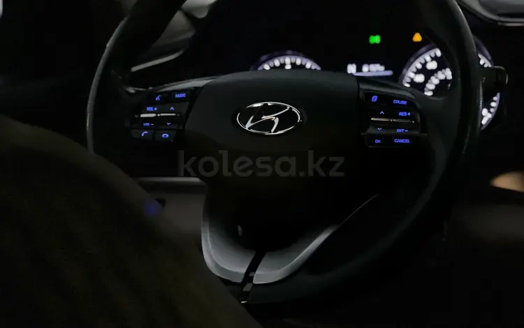 Hyundai Elantra 2018 года за 4 650 000 тг. в Актобе