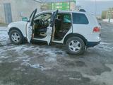 Volkswagen Touareg 2004 годаfor6 000 000 тг. в Тараз – фото 3