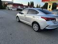 Hyundai Accent 2021 года за 7 650 000 тг. в Актобе – фото 2
