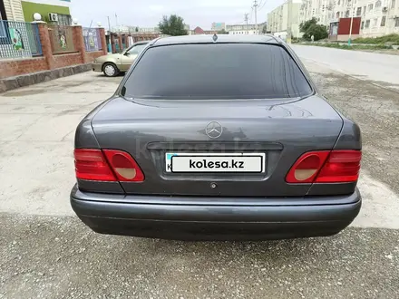 Mercedes-Benz E 320 1997 года за 2 800 000 тг. в Кызылорда – фото 10