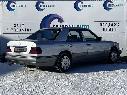 Mercedes-Benz E 220 1994 года за 2 600 000 тг. в Тараз – фото 12