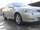 Toyota Camry 2002 годаүшін5 300 000 тг. в Туркестан – фото 2