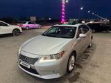 Lexus ES 300h 2013 года за 7 400 000 тг. в Жанаозен – фото 3